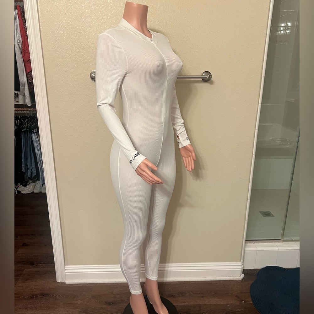 White Ribbed Long Sleeve Jumpsuit. Sz M. New!